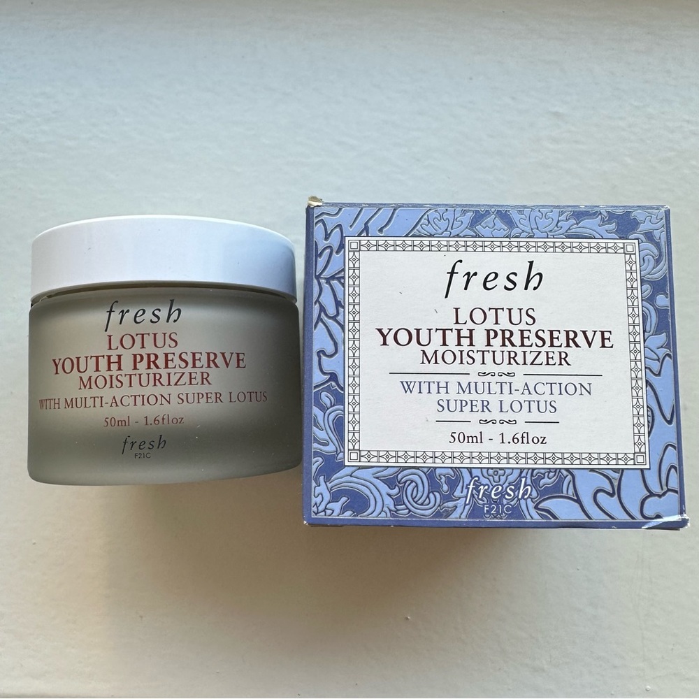 BNIB Fresh Lotus Anti-Aging Moisturizer - Picture 2 of 4